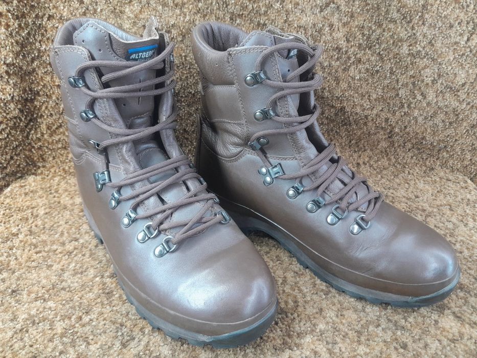 Берци,черевики тактичні Alt-Berg 42 розмір.