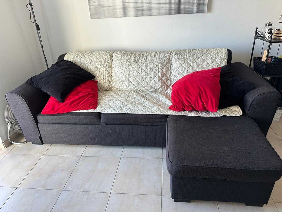 Sofá 3 lugares com chase baú