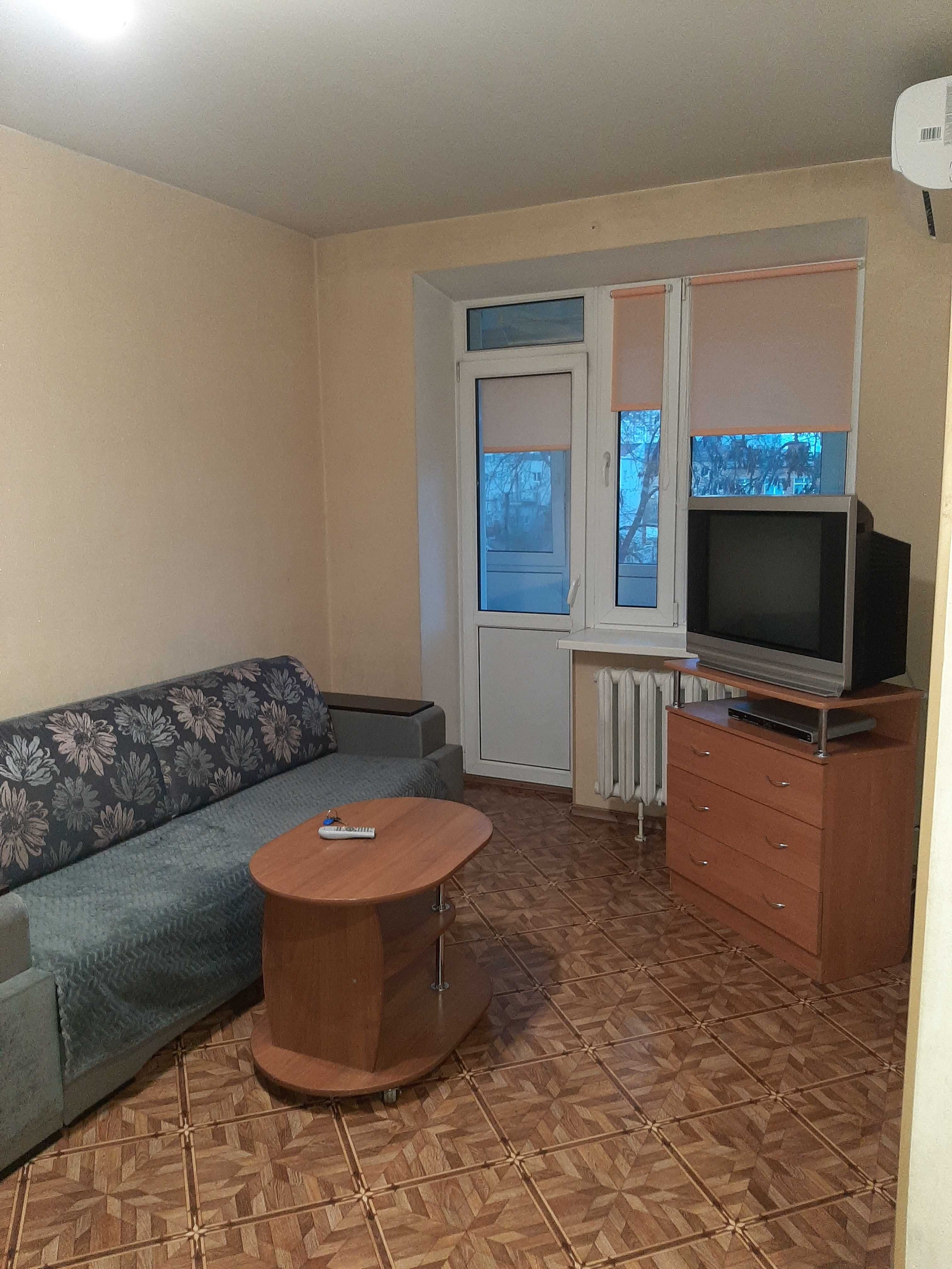 1 кімнатна квартіра в центрі міста. Возле Любави.