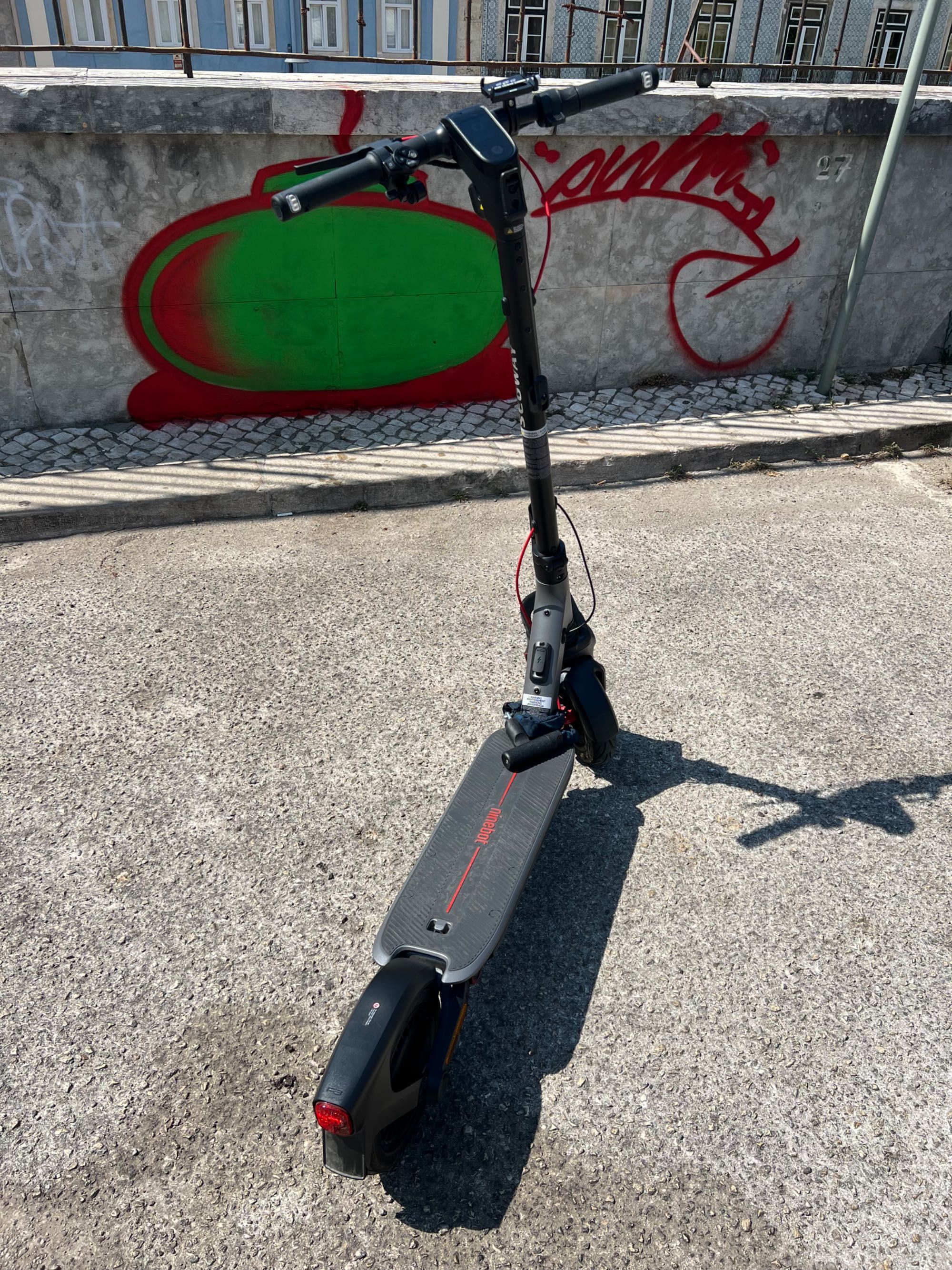 Trotinete Elétrica NINEBOT F3