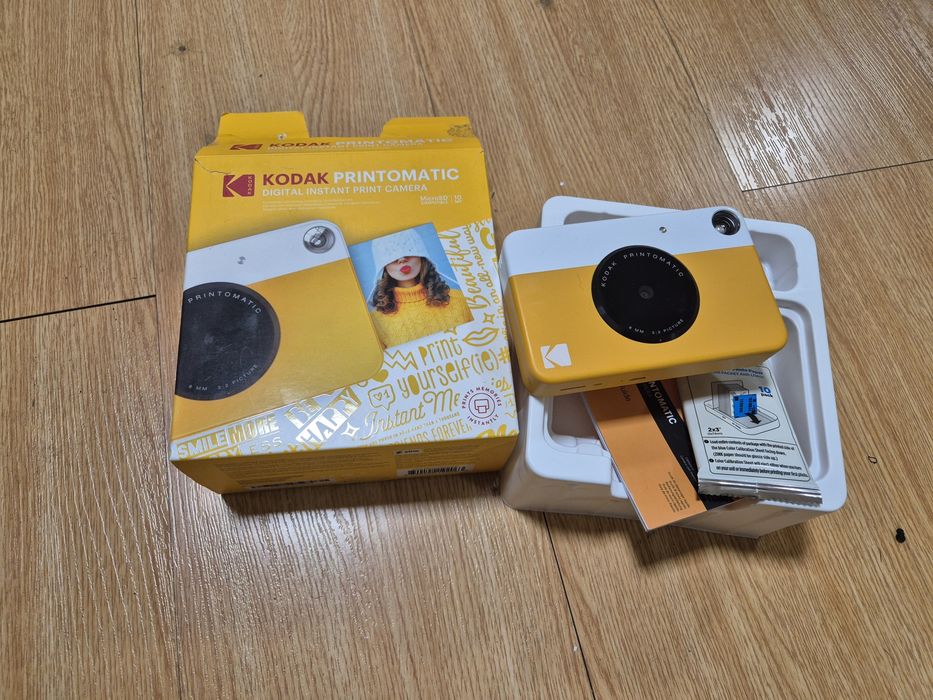 Camera fotográfica instantânea Kodak Printomatic polaroid  Kink