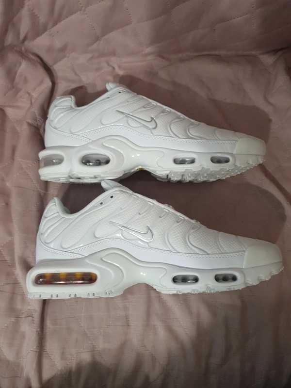 buty Espadryle NikeAirMaxTNPlusWhite Espadryle R.37.5