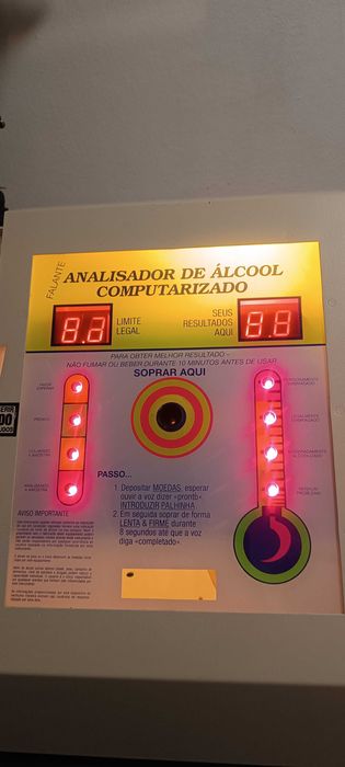 Analisador de Álcool Computarizado (Falante em PT) Retro 70/80´