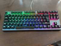 Teclado gaming (red switch, cooler master)