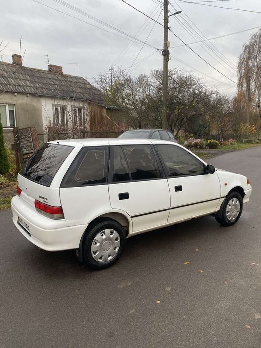 Продаж Сузуки Свіфт.