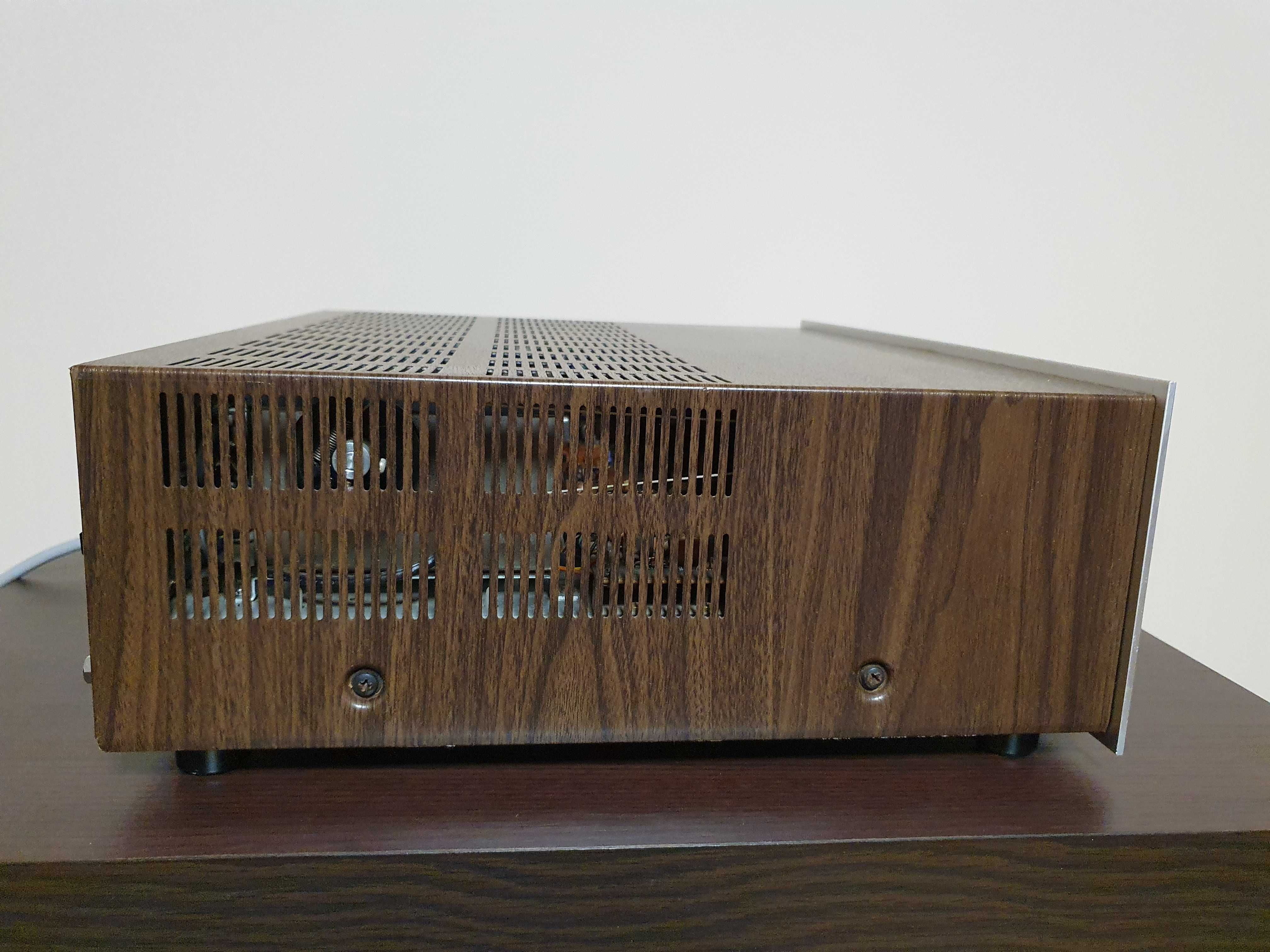 Amplituner Marantz 2235B