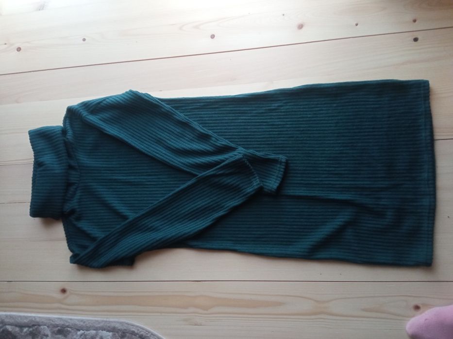 Плаття тепле в'язане