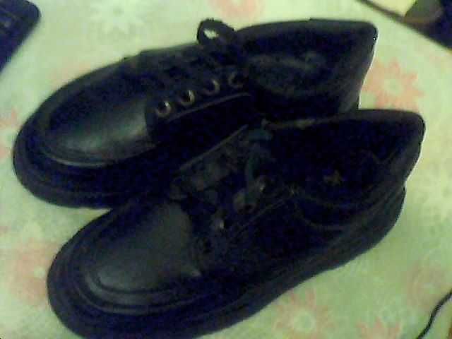 Продаю женские туфли на низком ходу 40 размер