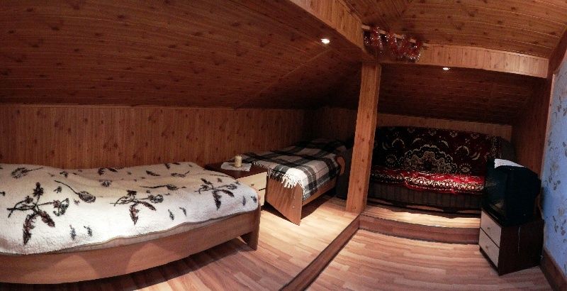 Котедж Ортус, проживання, окремі номери. Святкування. 12+ чоловік