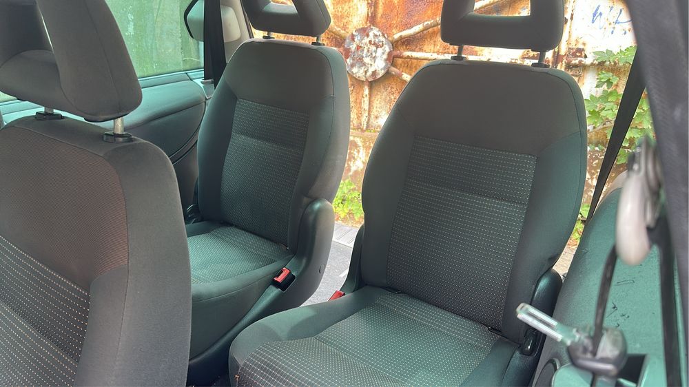 Seat Alhambra 2007 ROK