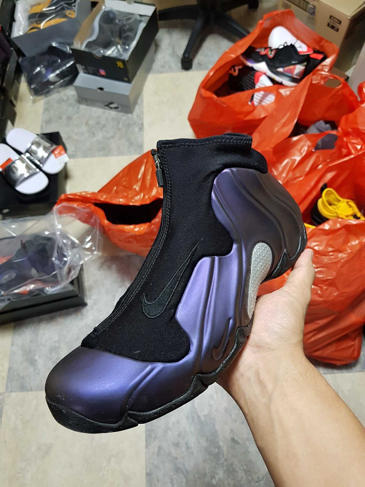 Кросівки чоловічі Nike  AIR FLIGHTPOSITE