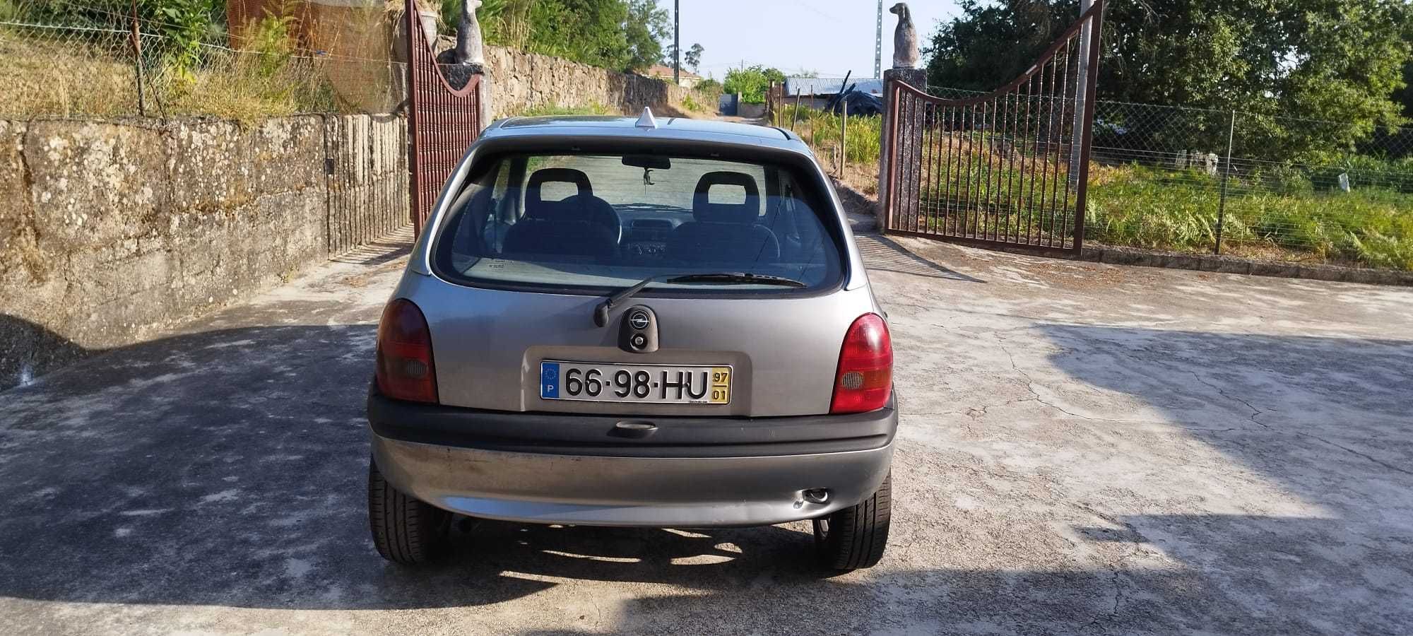 Opel Corsa B 1.5 TD 1997  motor isuzu