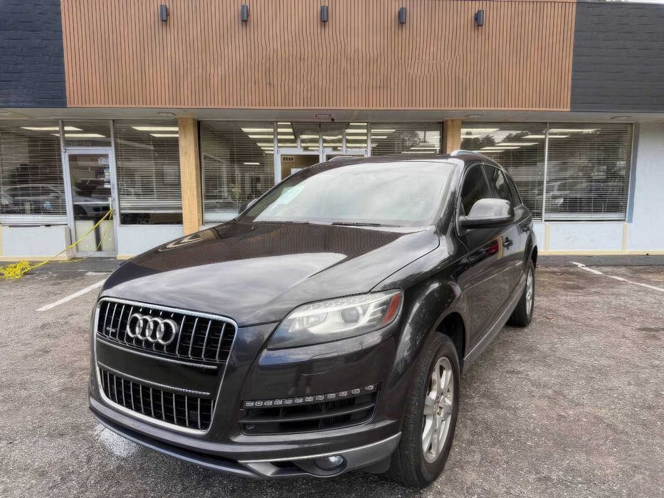 Audi Q7      2014