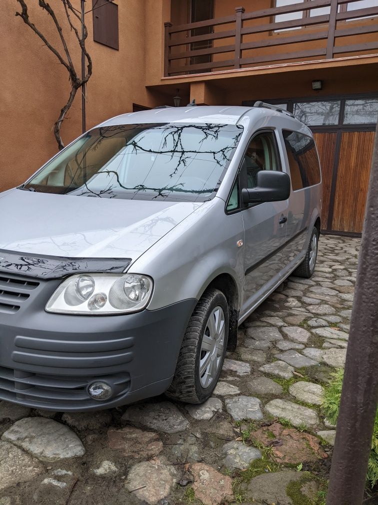 Volkswagen Caddy Maxi 2010