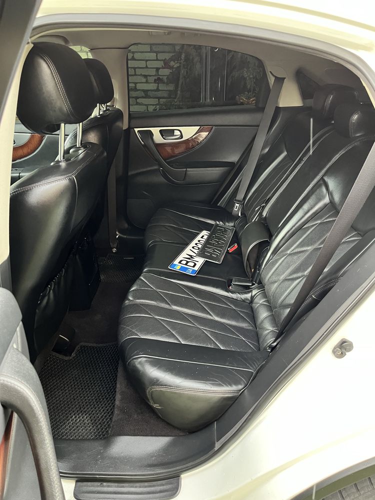 Infiniti fx37 2011 s51