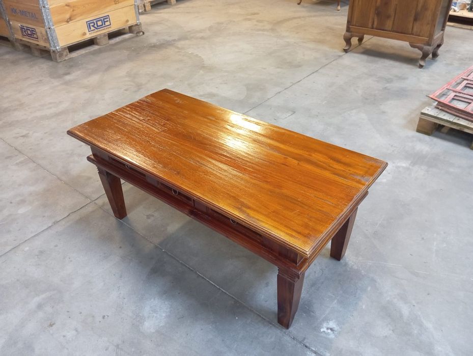 Antyczny stolik kawowy z trzema szuflada konsola mi