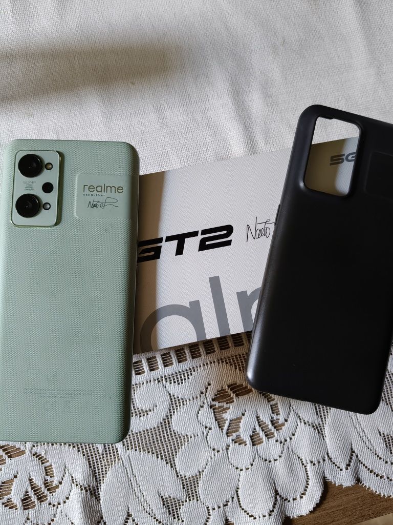 Na sprzedaż Realme GT 2