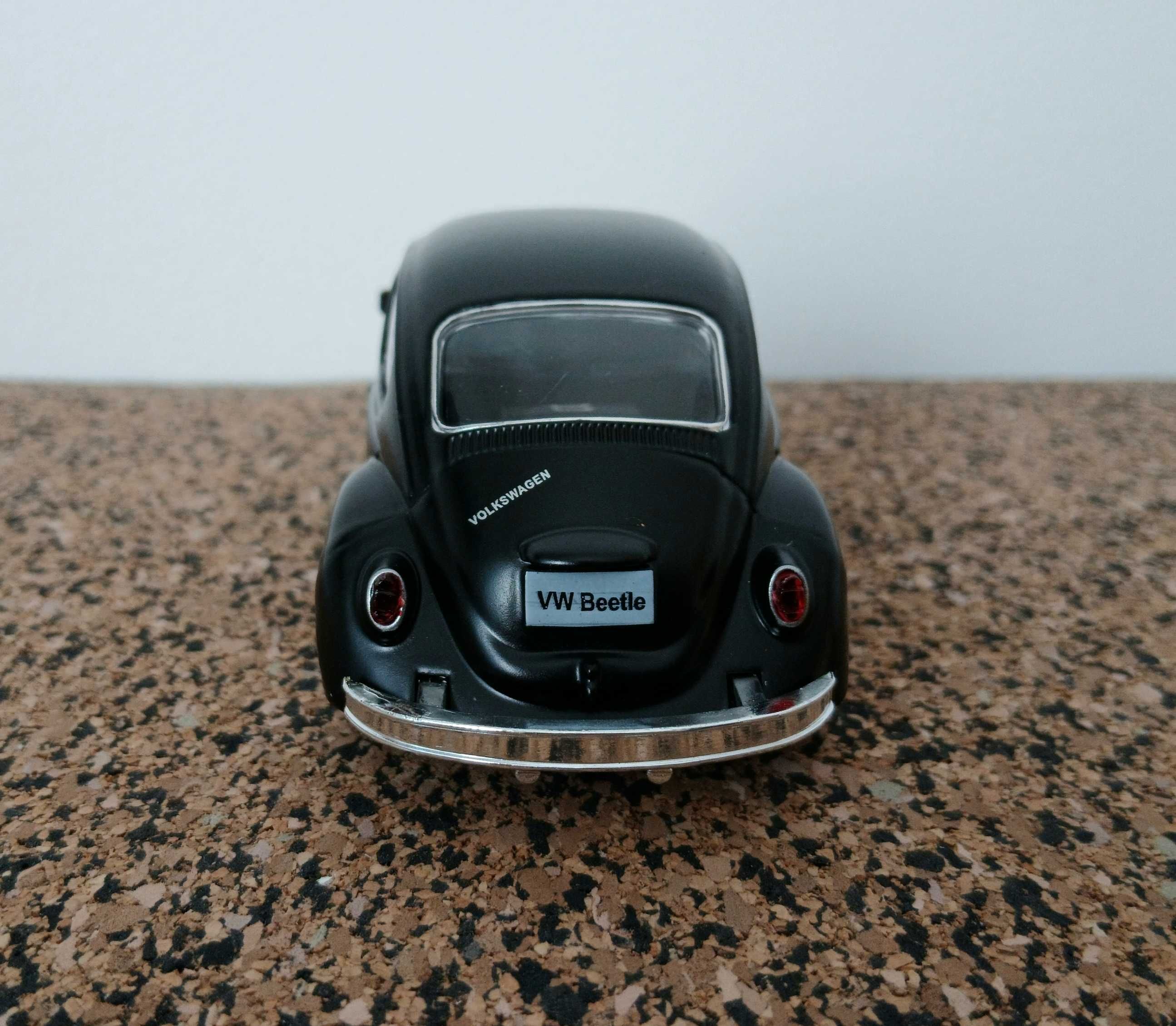 1946 Volkswagen Beetle (escala 1:32)