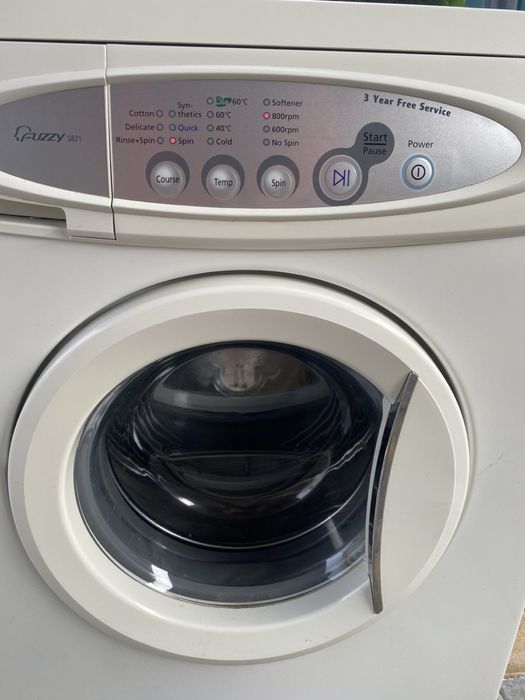 Продам стиральную машинк Samsung s821  3,5 кг