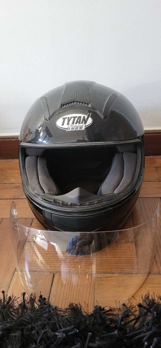 2 Capacetes para moto