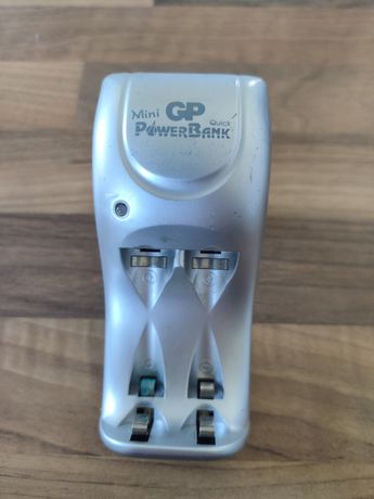 Ładowarka akumulatorków GP Mini PowerBank quick