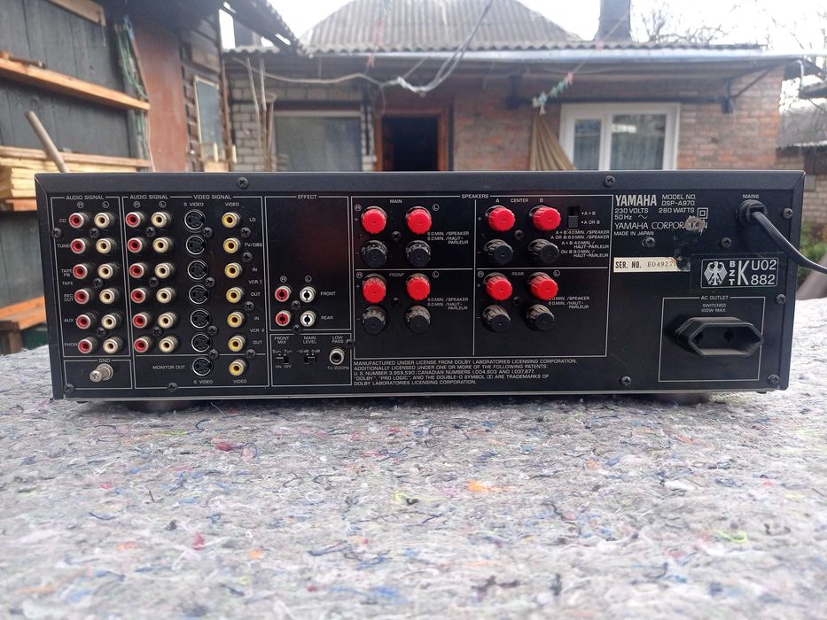 Продам усилитель YAMAHA DSP-A970