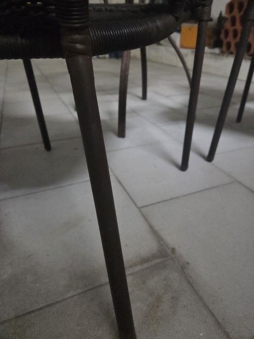 Mesa e 4 cadeiras varanda