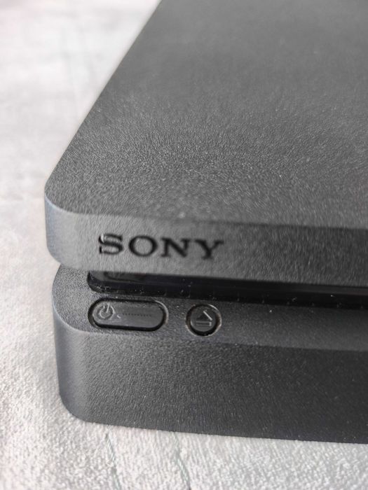 PS4 500Gb com extras