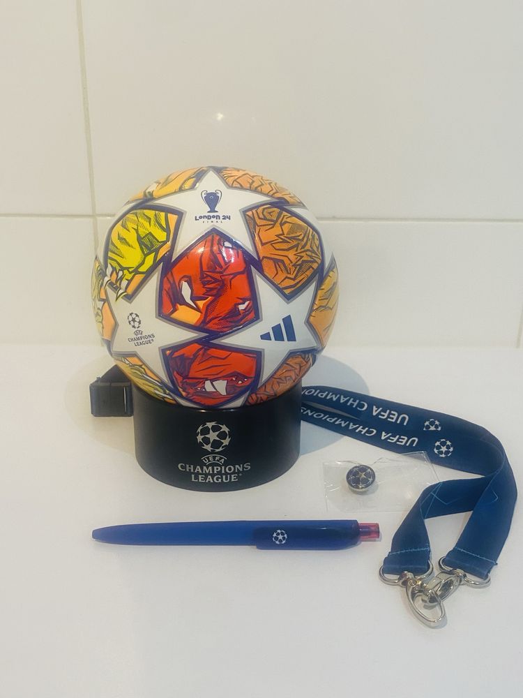 Mini bola Adidas Final London 24 UEFA Champions League