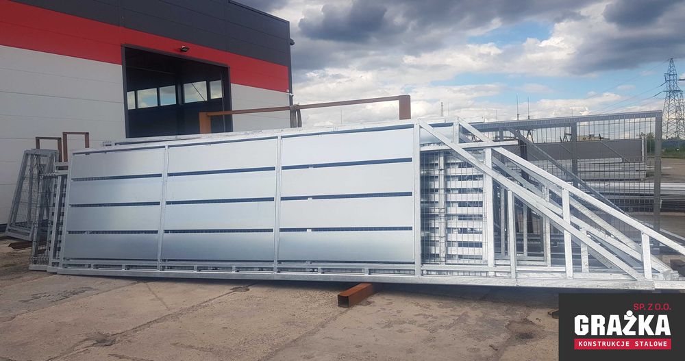 Brama przesuwna samonośna 5,00 m kasetony z blachy OCYNKOWANA