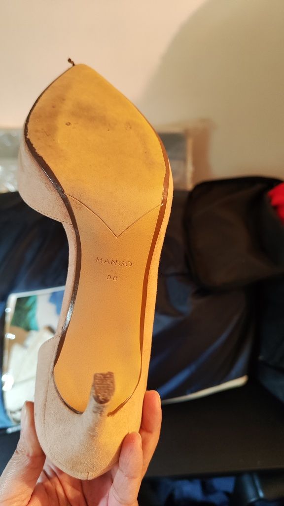 Sapatos de salto alto rosa