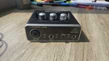 Interfejs audio Behringer U-PHORIA UM2