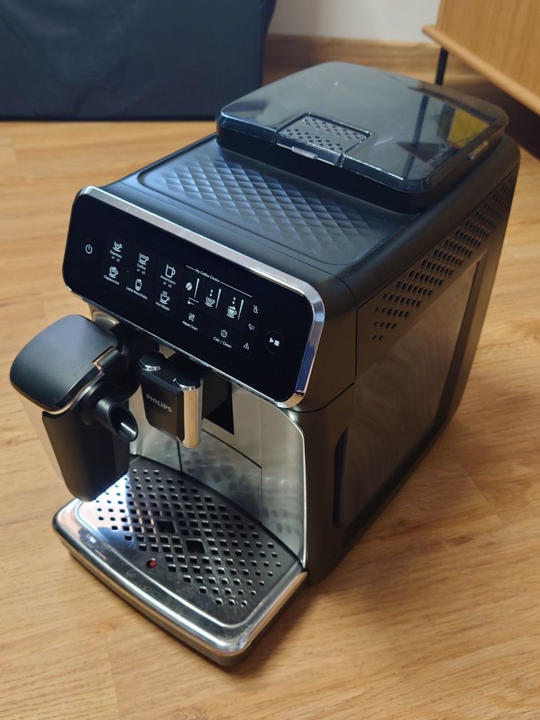 Ekspres automatyczny Philips 3200 LatteGo