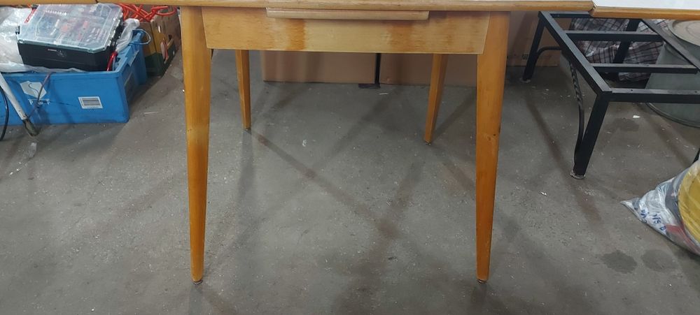 Stół patyczak PRL. Rozkładany. Unikat.