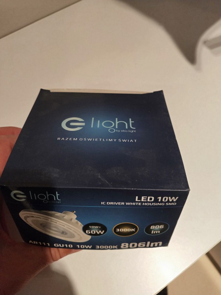 2 x Żarówka LED AR111 GU10 10W 38° 3000K