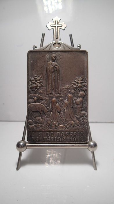 Pequenas molduras religiosas