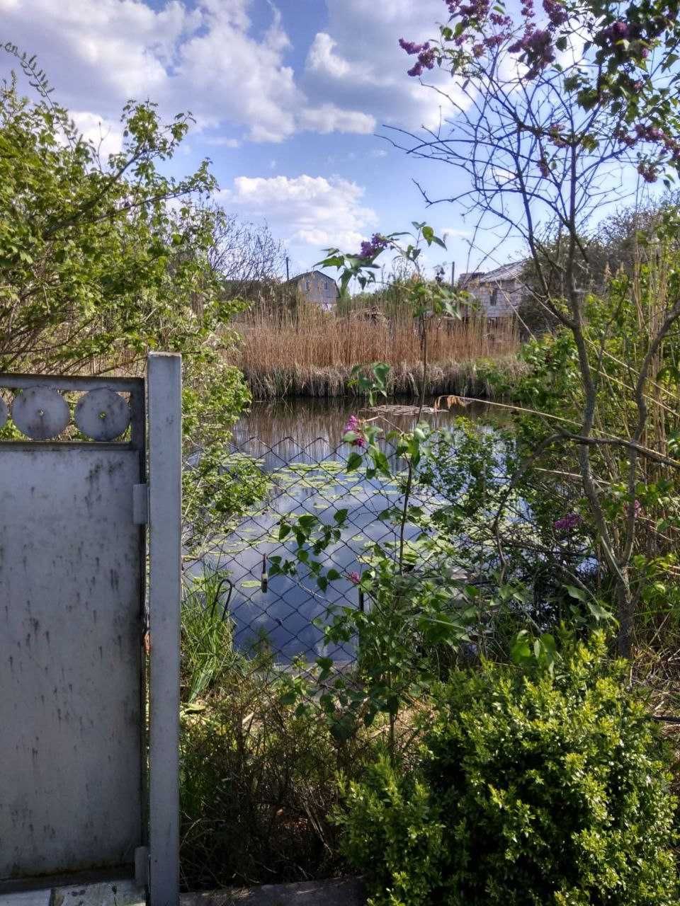 Срочная продажа дома с выходом на воду 20 км от Черкасс