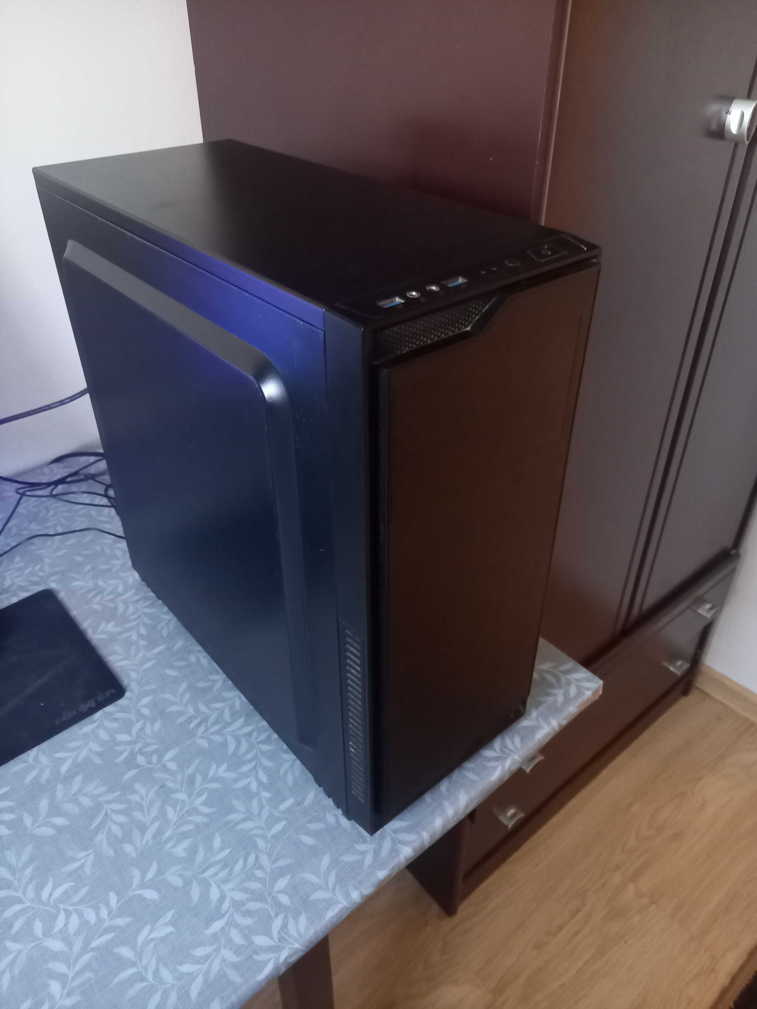 Komputer i7 7700 Rx 6600 8gb 16gb ddr4 250 ssd 1tb hdd Vero l2 500w