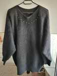 Czarny sweter z angory L