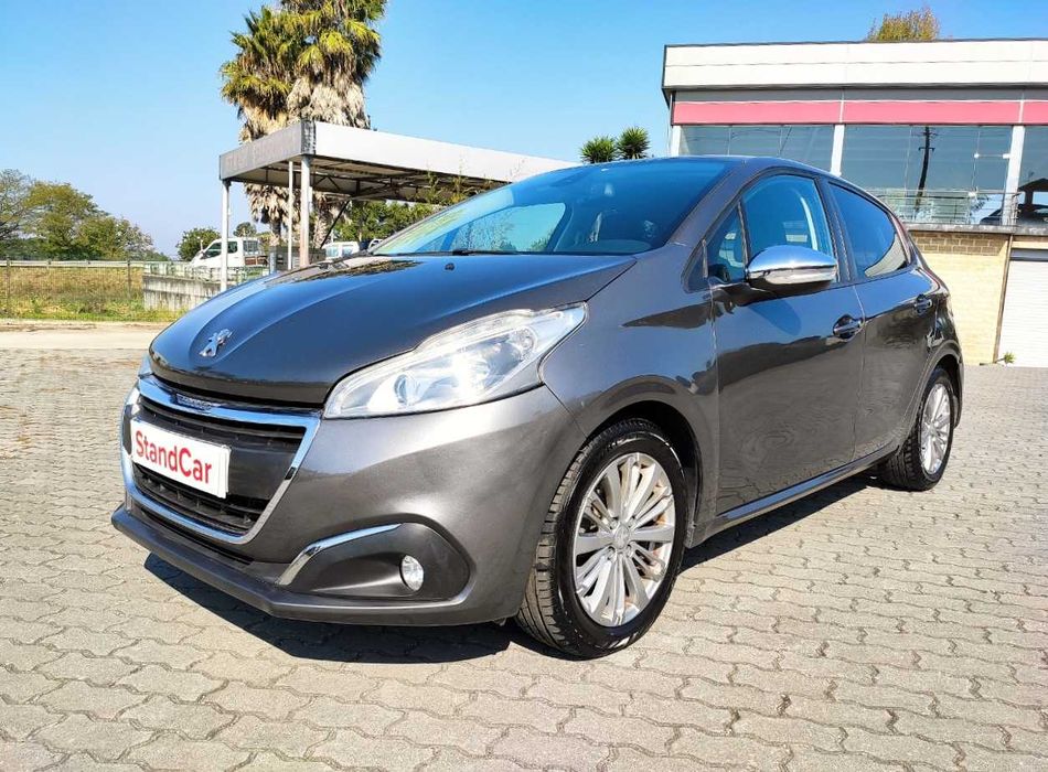 Peugeot 208 1.6HDI Style