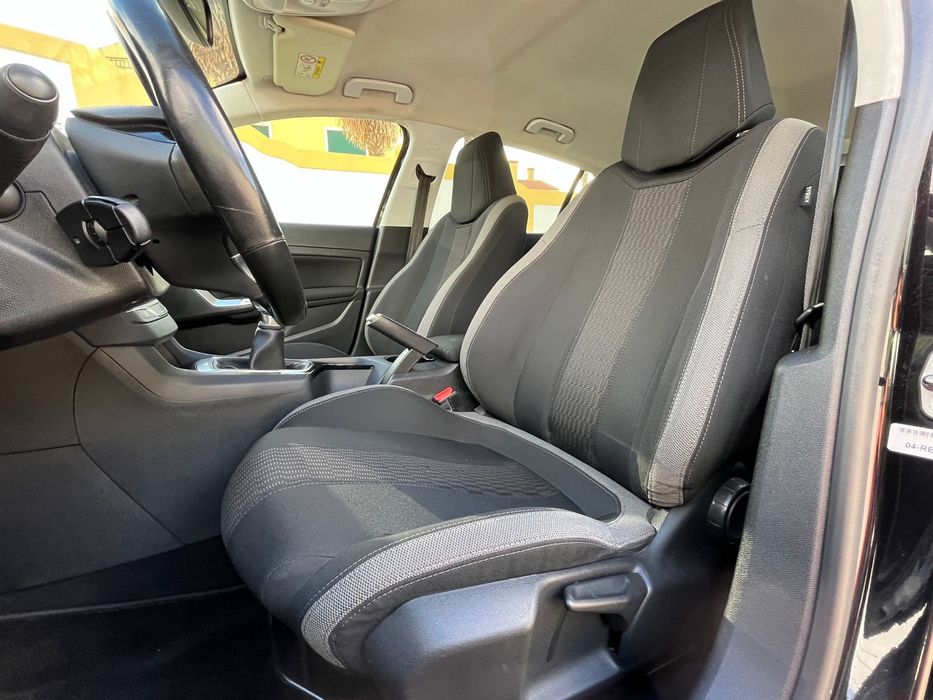 Peugeot 308 1.6 ehdi STYLE NACIONAL