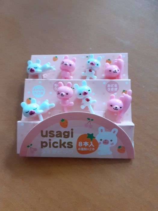 Plastikowe dekoracyjne wykałaczki dla dzieci x 8sztuk