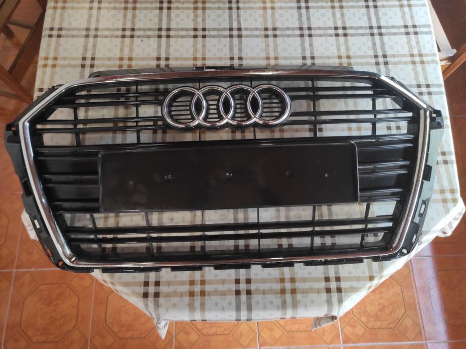 Grelha / Grade Frontal S-line Audi A3 8V