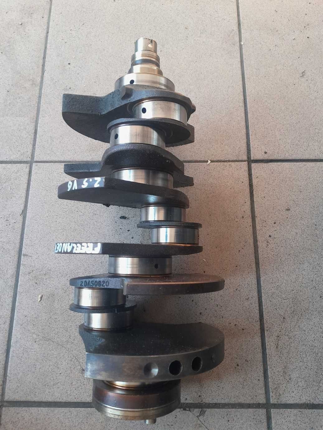 Freelander I 2.5 V6 - wał korbowy