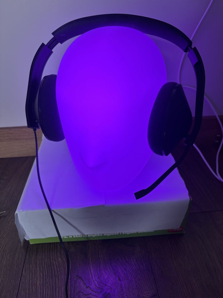 Lampka stołowa LED IKea