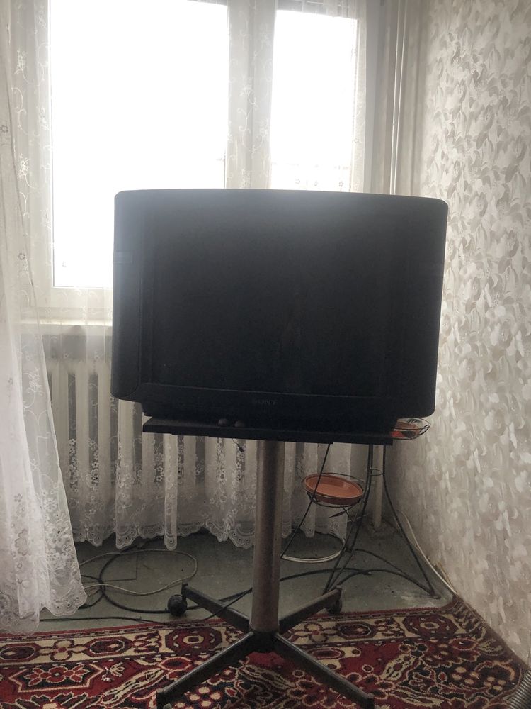 Telewizor Sony 29 cali razem ze stojakiem Tv