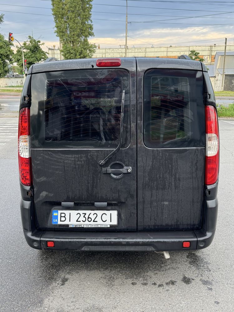 Продаж авто, фіат добло 2008 рік