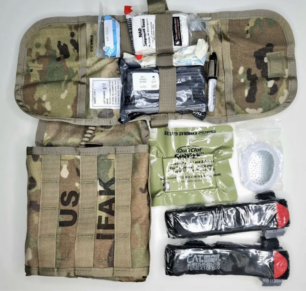 аптечка IFAK First Aid Kit II з 2 турнікетами,