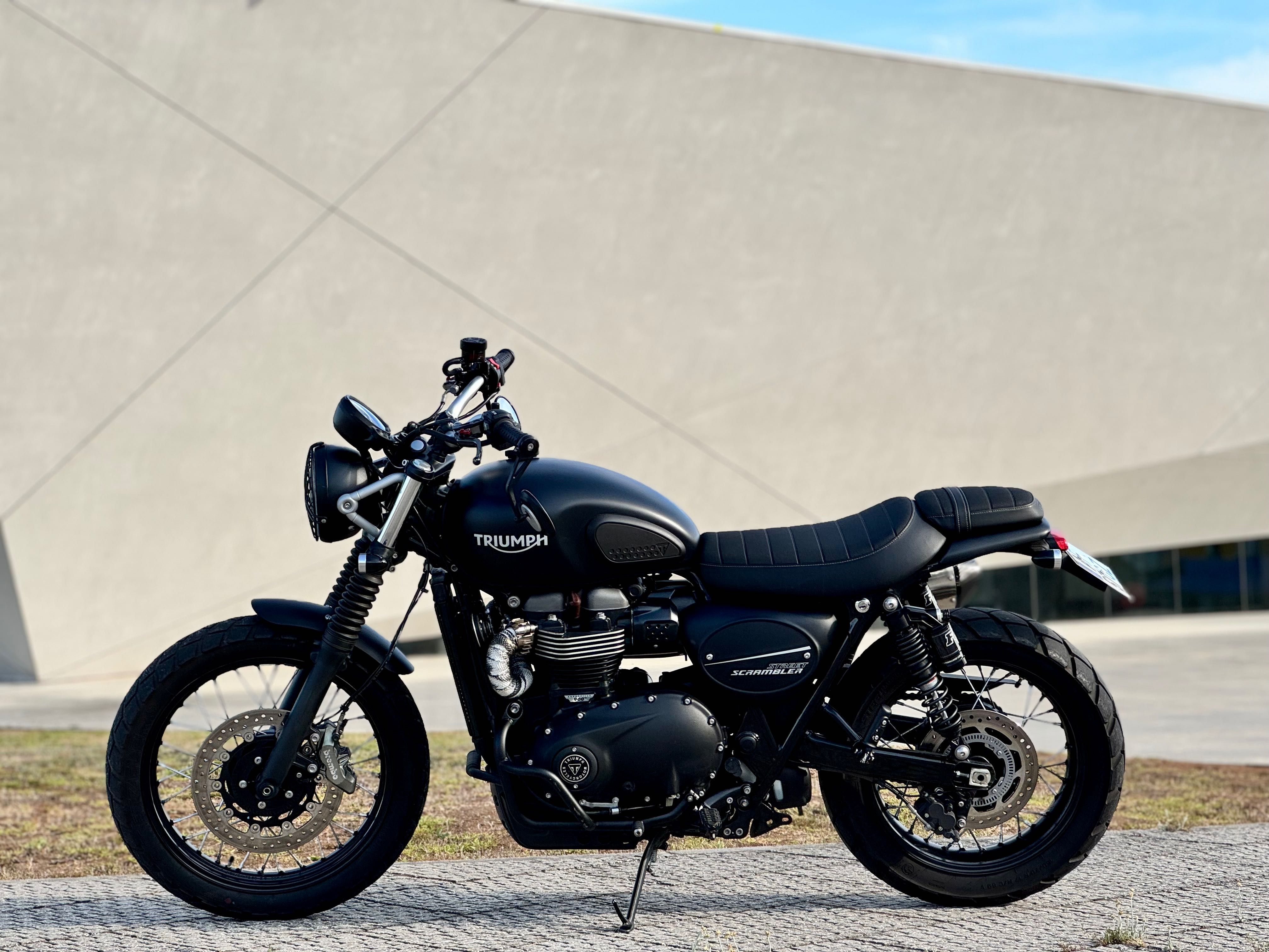 Triumph Street Scrambler 2021 | 7.000Km | Muitos extras