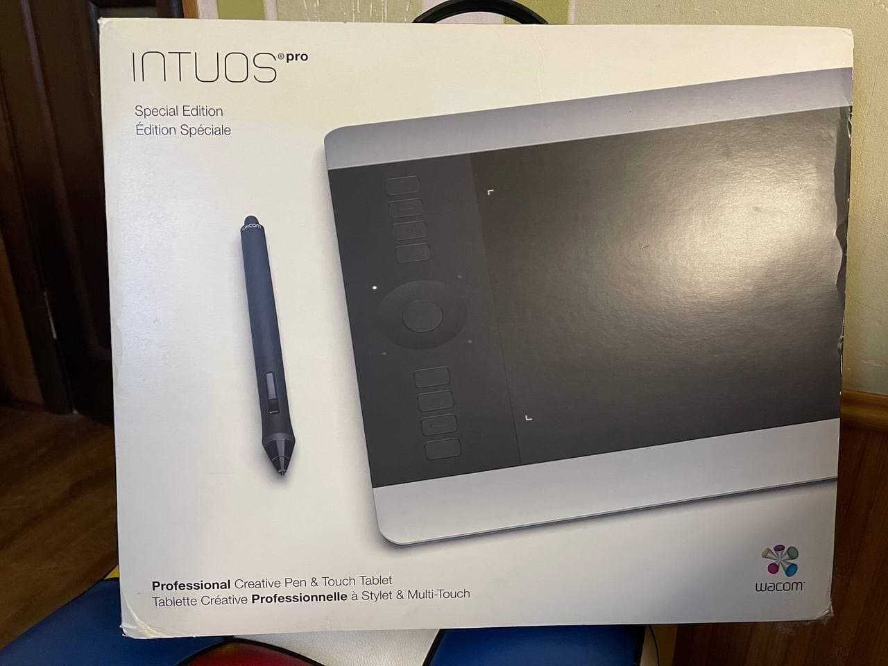 Графічний планшет Wacom Intuos Pro M